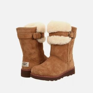 UGG K SKYLIR GIRLS Boot Size 1 NIB